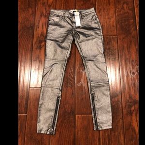 BCBG gunmetal skinny zipper pants. Size25
